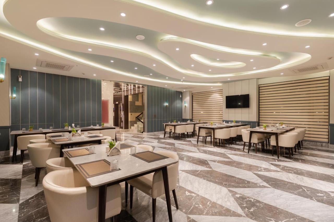 Elite Park Inn Jaipur Extérieur photo